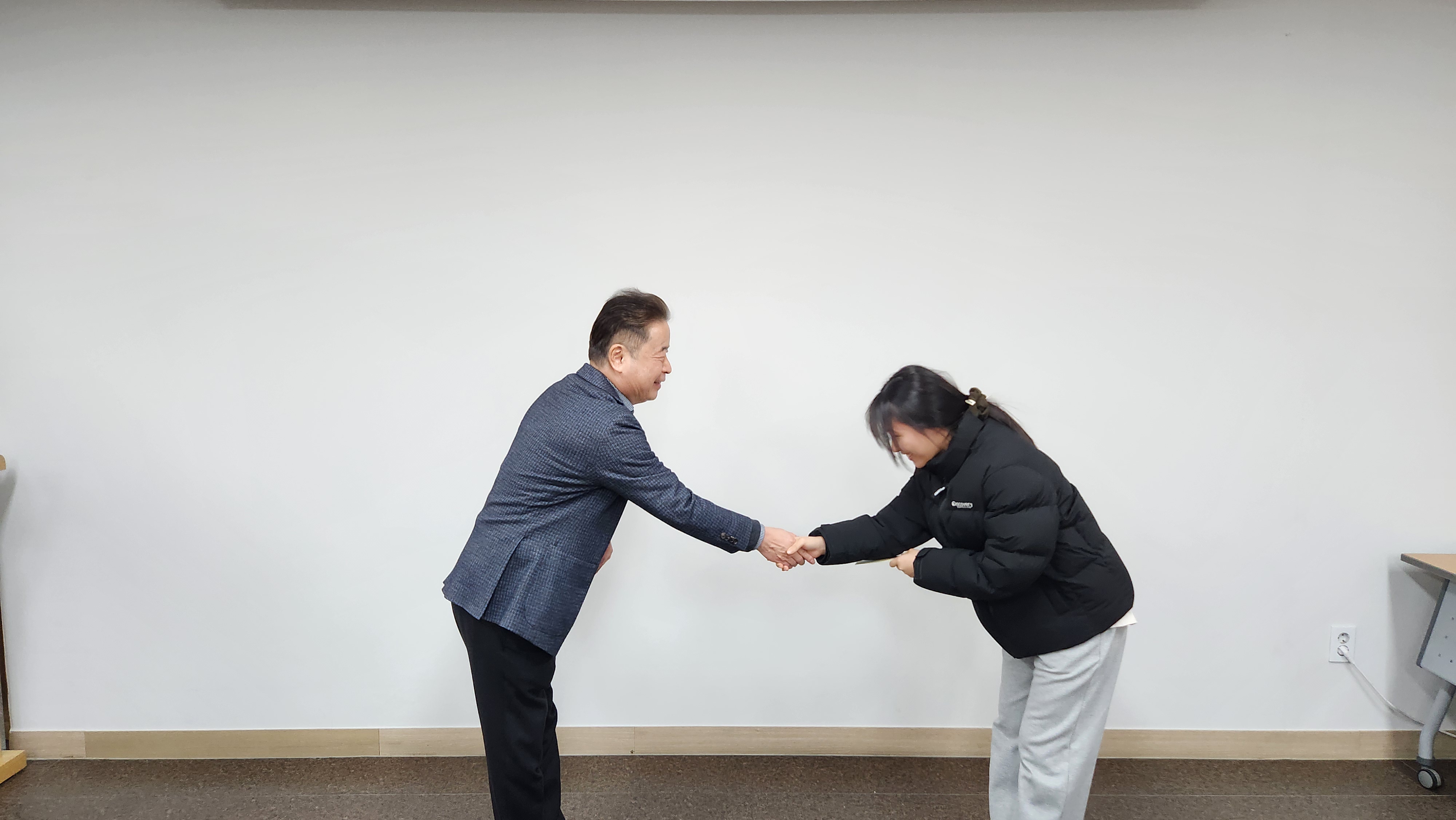 KakaoTalk_20241224_160519807_20.jpg